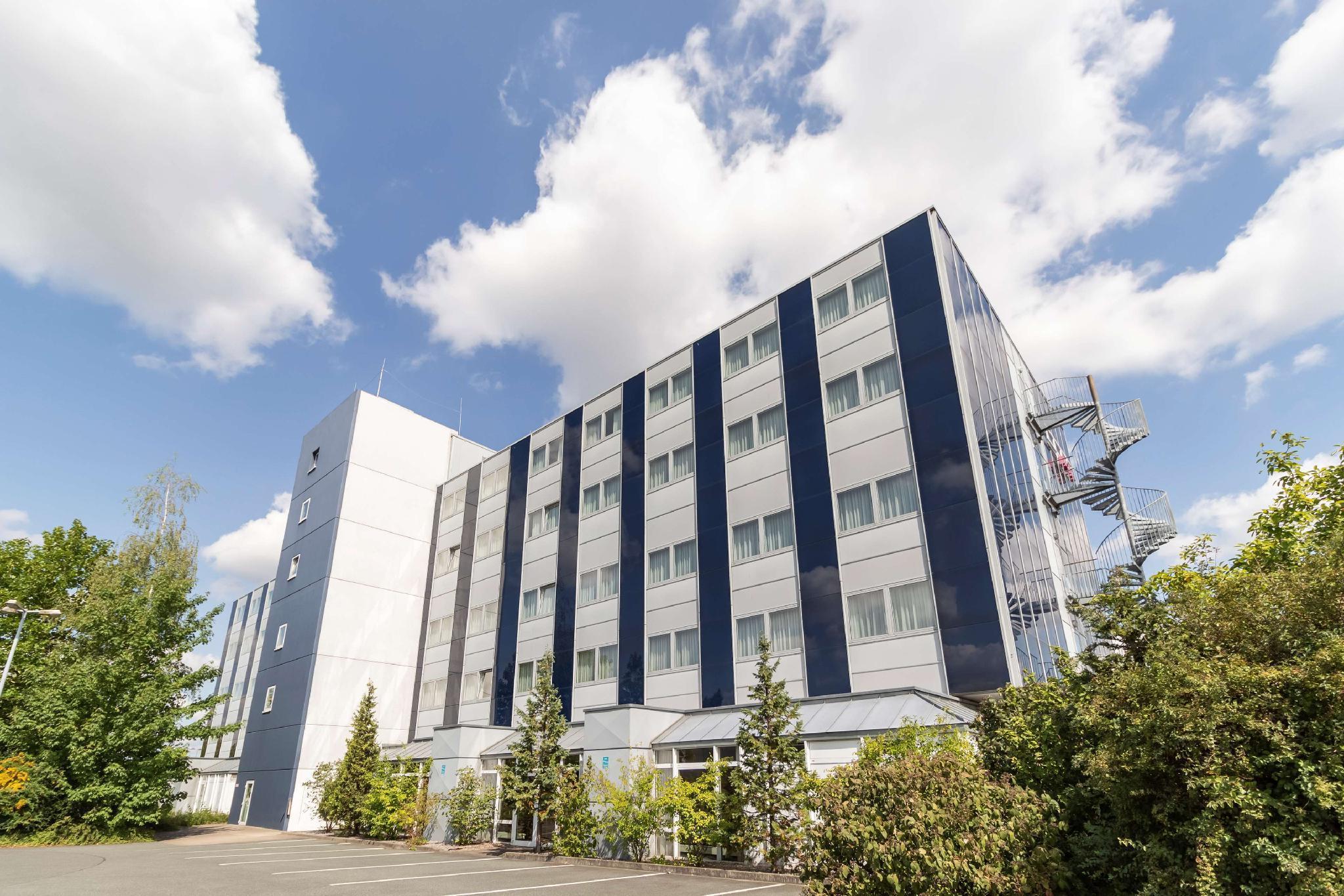 Ramada By Wyndham Hannover Messe Laatzen Exterior foto